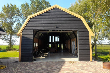 Mooie refurbished constructie met Mansardedak