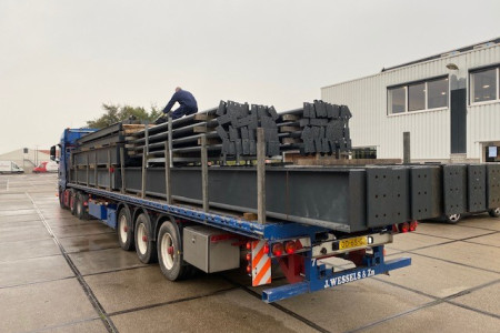 Project platdak constructie 17m laden
