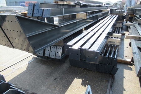 20.00 x 41.00 meter (820m2) gepoedercoat