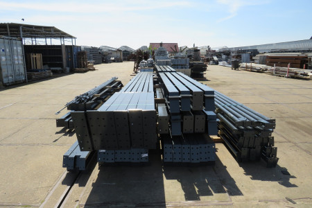 22.00 x 50.00 meter (1100m2) gepoedercoat