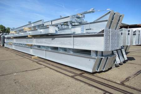30.00 x 60.00m (1800m²) verzinkt