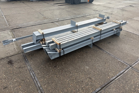 6.00 x 12.00m (72m²) met geïsoleerd dak