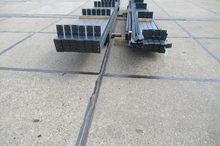 12.00 x 20.00m (240m²)