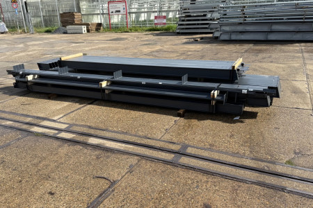 12.00 x 25.00m (300m²)