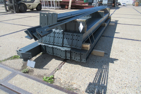 7.00 x 16.00m (112m²)